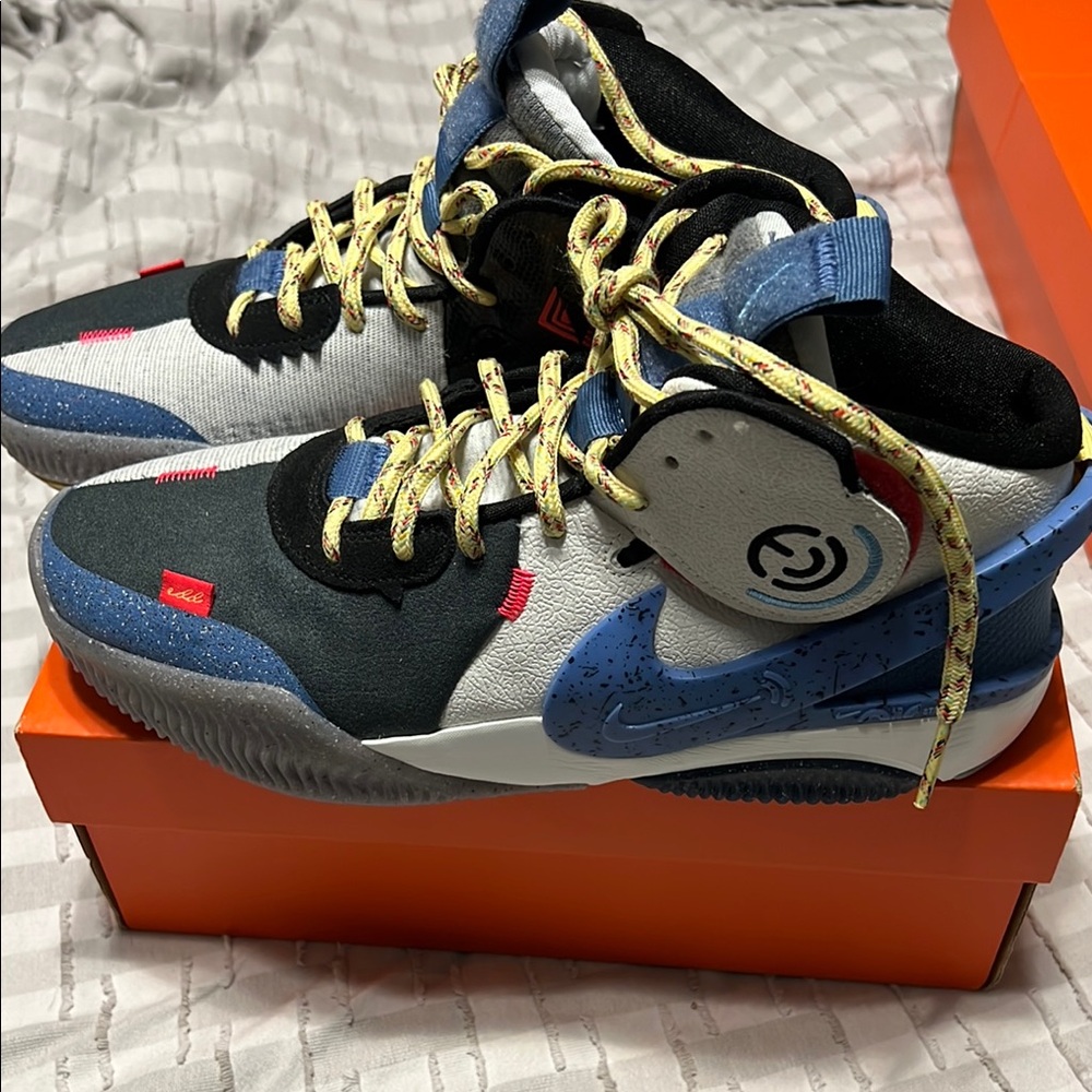 Nike Multicolor High-Top Sneakers